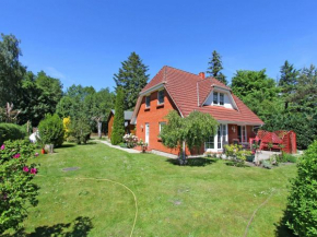 Ferienhaus mit 3 Schlafraeumen Bod